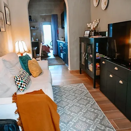 Apartamento Ziffa Ta' Rih - A Cosy In With Wi-fi And Smart Tv Senglea