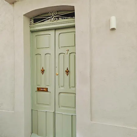 Ziffa Ta' Rih - A Cosy In With Wi-fi And Smart Tv