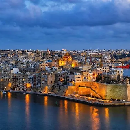 Ziffa Ta' Rih - A Cosy In With Wi-fi And Smart Tv Apartment *