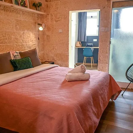 Ziffa Ta' Rih - A Cosy In With Wi-fi And Smart Tv Διαμέρισμα