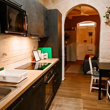 Ziffa Ta' Rih - A Cosy In With Wi-fi And Smart Tv Senglea