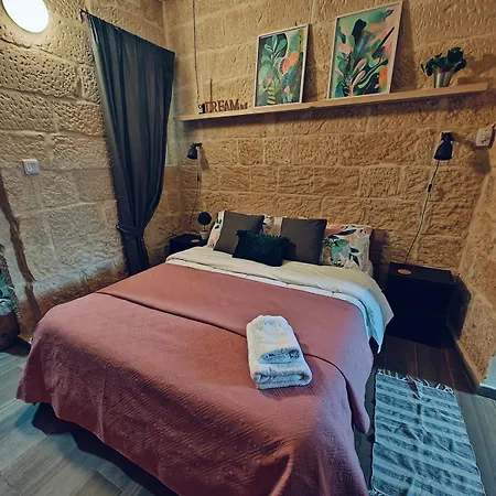 Apartment Ziffa Ta' Rih - A Cosy In With Wi-fi And Smart Tv *