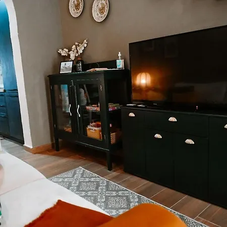 Ziffa Ta' Rih - A Cosy In With Wi-fi And Smart Tv * Senglea