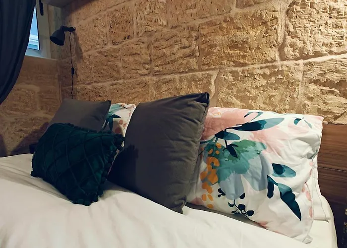 Ziffa Ta' Rih - A Cosy In With Wi-fi And Smart Tv *