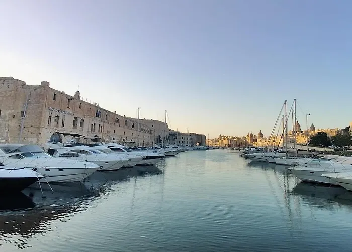 Apartment Ziffa Ta' Rih - A Cosy In With Wi-fi And Smart Tv Senglea