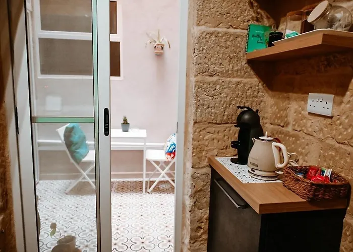 Ziffa Ta' Rih - A Cosy In With Wi-fi And Smart Tv * Senglea
